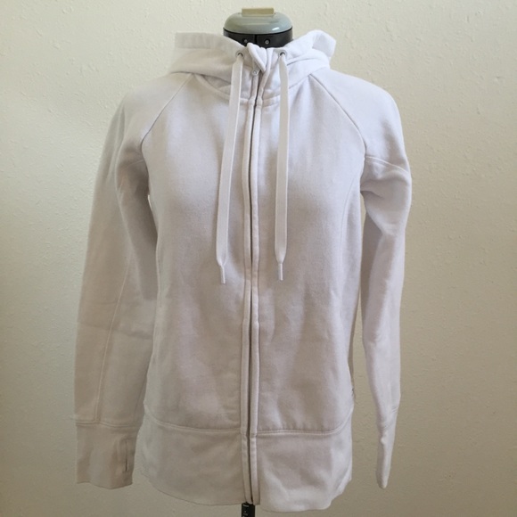 *SOLD** GapFit White Sweatshirt - Picture 1 of 4